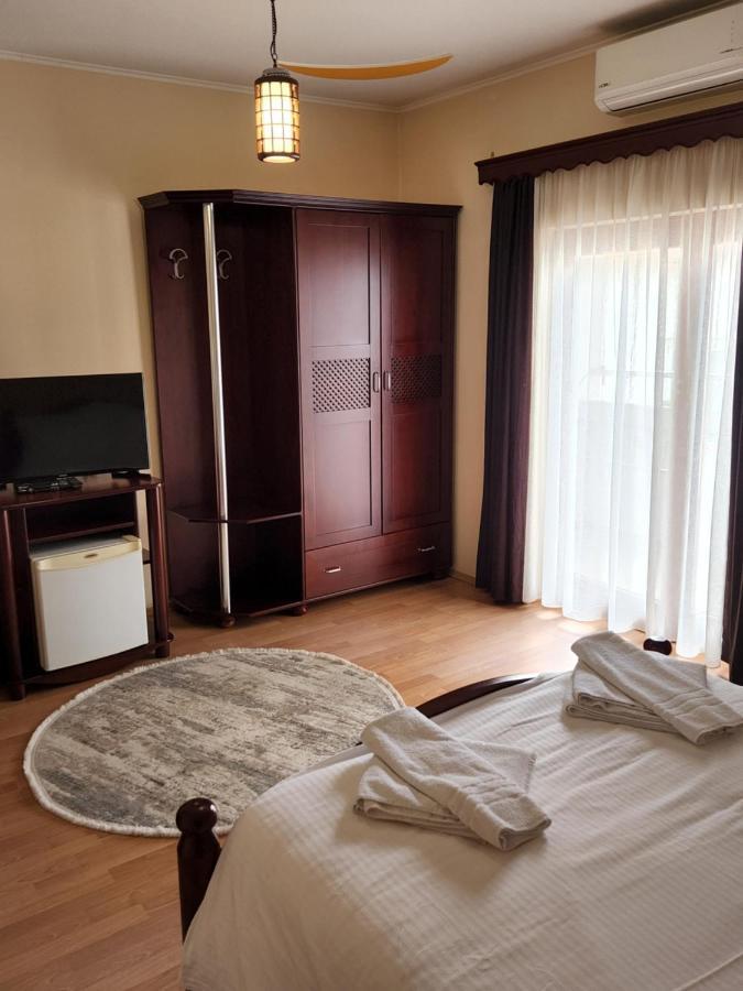 Guesthouse Bimbli Pogradec Extérieur photo