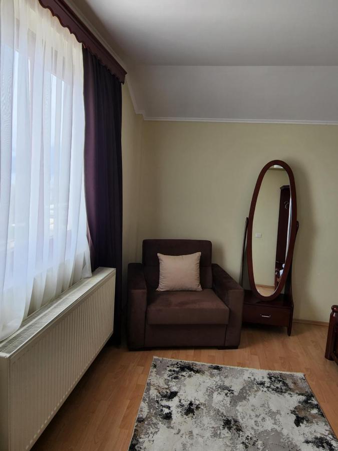 Guesthouse Bimbli Pogradec Extérieur photo