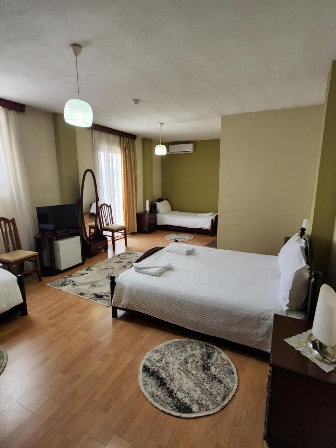 Guesthouse Bimbli Pogradec Extérieur photo