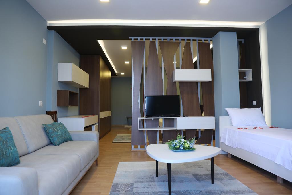 Guesthouse Bimbli Pogradec Extérieur photo