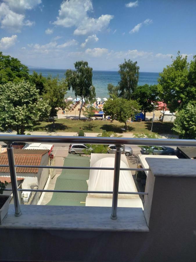 Guesthouse Bimbli Pogradec Extérieur photo
